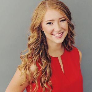 Meet your Posher, Claire